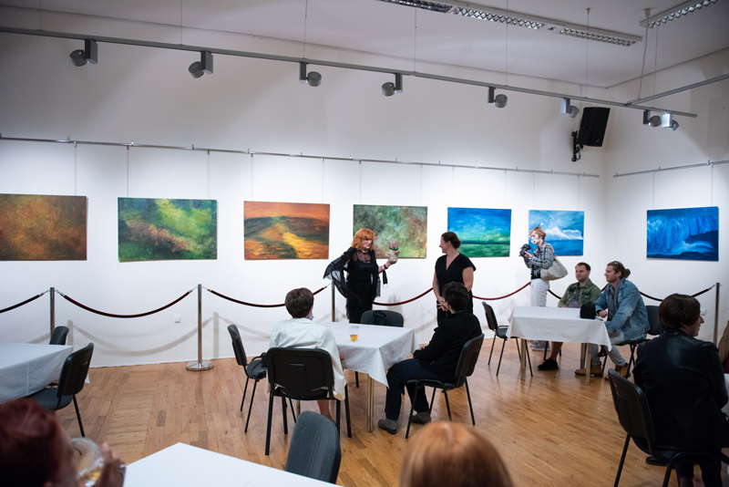 Wieczur sztuk w Domu Kultury Szczygłowice Wernisaż wystawy Wizje, wieczór sztuk w Domu Kultury Rybnik Chwałowice, druk fotografii Radosław Czapla, wydruk wystawy, warsztaty Między Nami Fotografami prowadzone przez Kamil Myszkowski i Krzysztof Szlapa. Fotografia Śląsk.